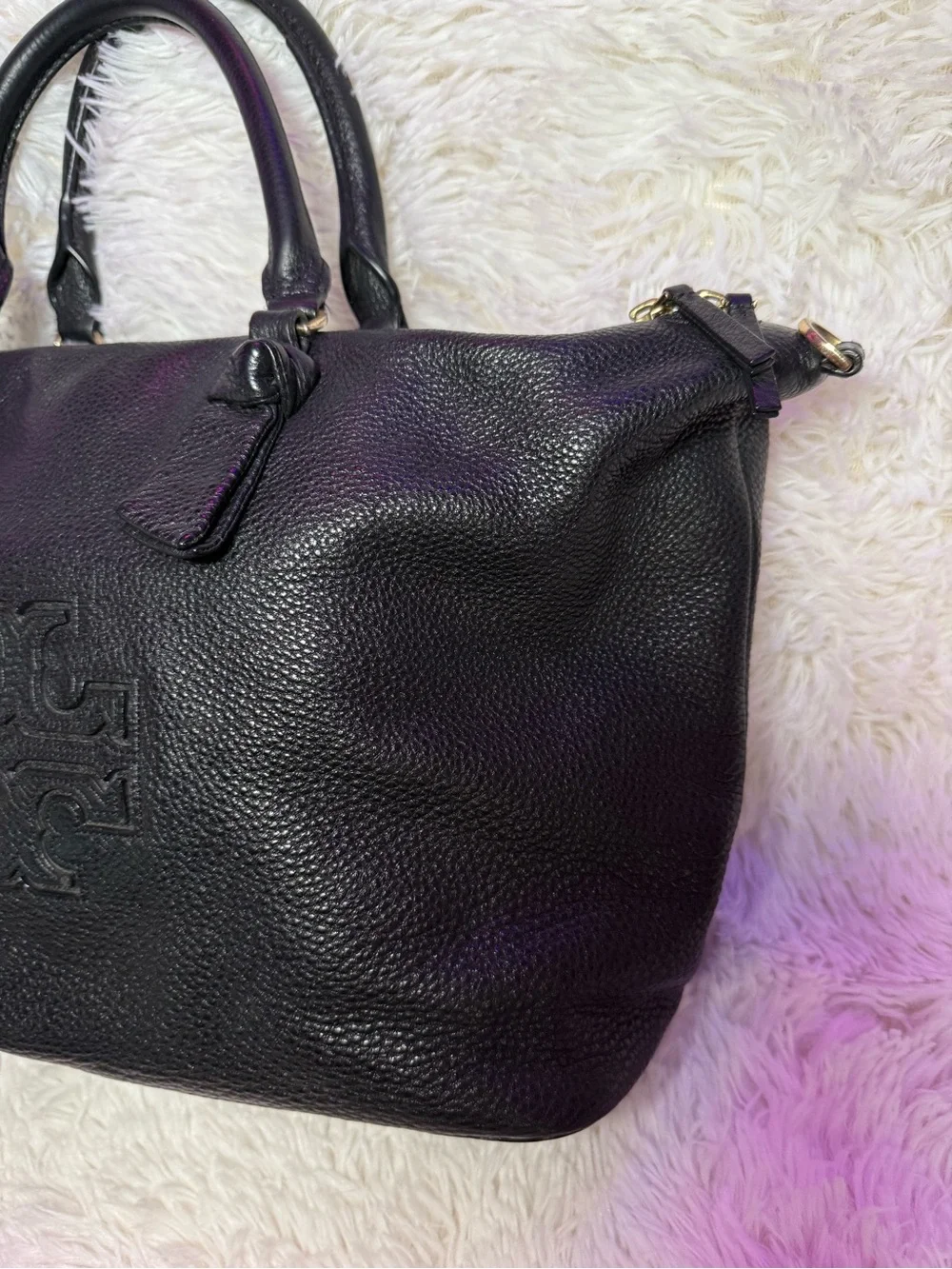 Tory Burch Thea Medium Black Slouchy Pebbled Leather Satchel Embossed Logo Gold
